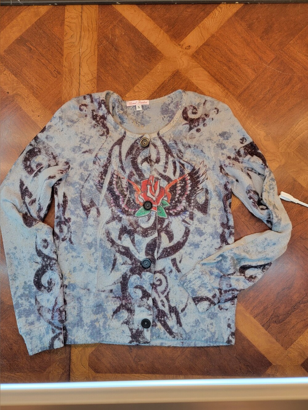 Women’s Light Blue Graphic Button-Front Sweater with Rose Motif